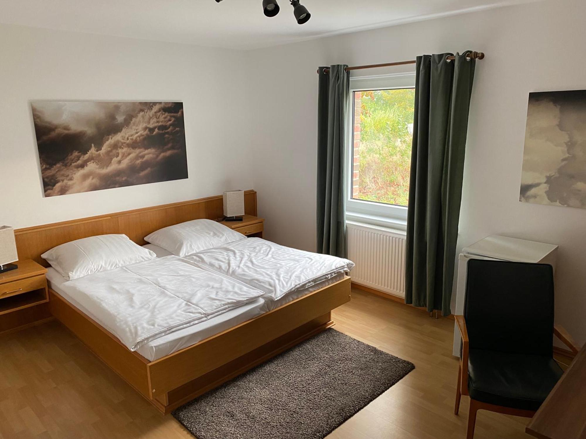 Messeappartementhaus Bockenem Direkt An Der A7 Exterior foto
